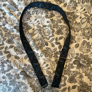 Vintage blue and black zoo York adjustable belt